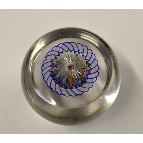 1227 - Antique Glass Paperweight.