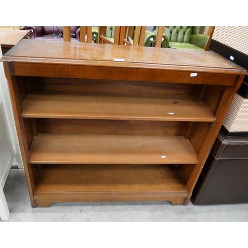 3307 - Three Tier Bookcase. Approx. L 93cm W 28Cm H 85cm