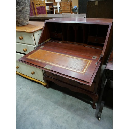 3088 - Mahogany Writing Bureau