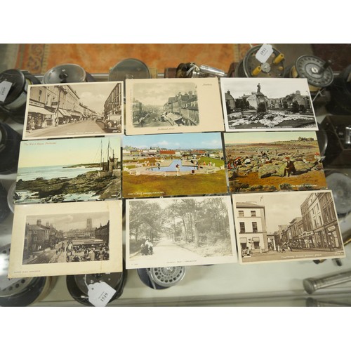 1283 - A Collection of Good Vintage & Antique  Topographical Picture Postcards (mainly UK a few World) appr... 