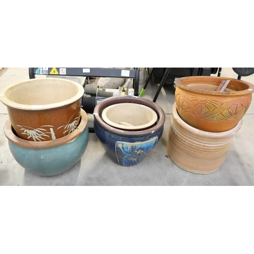 139 - 7 Assorted Pottery Plant Pots