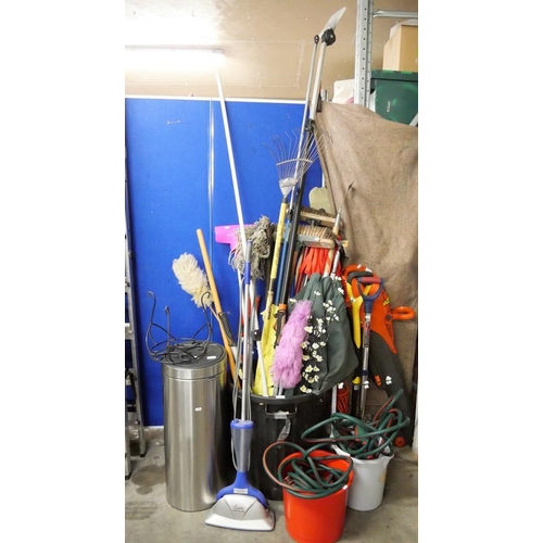 17 - Kitchen Pedal Bin, Electric Leaf Vacuum, Steam Cleaner and Assorted Garden Tools