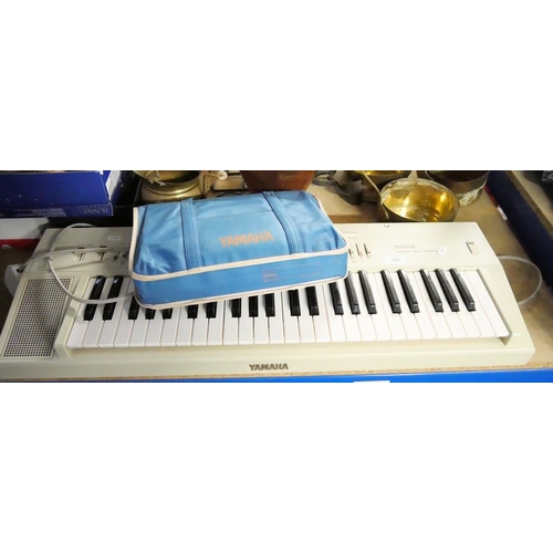 219 - Yamaha Keyboard