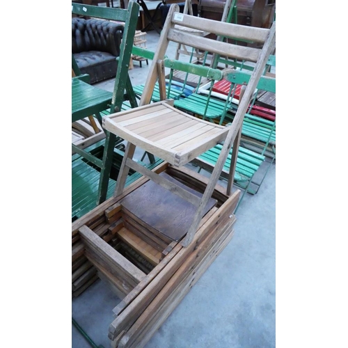 3310 - 10 Hardwood Folding Chairs