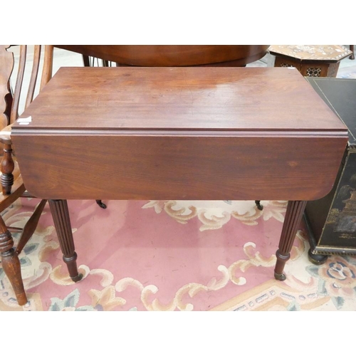 3365 - Antique Mahogany Pembroke Style Table with Reeded Legs, approx 93cm across.