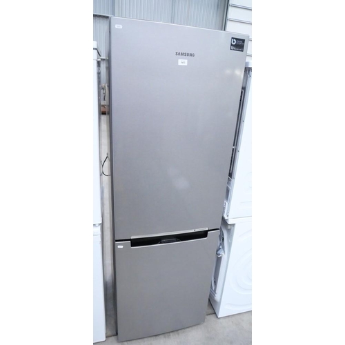 3432 - Samsung Digital Inverter  Fridge Freezer