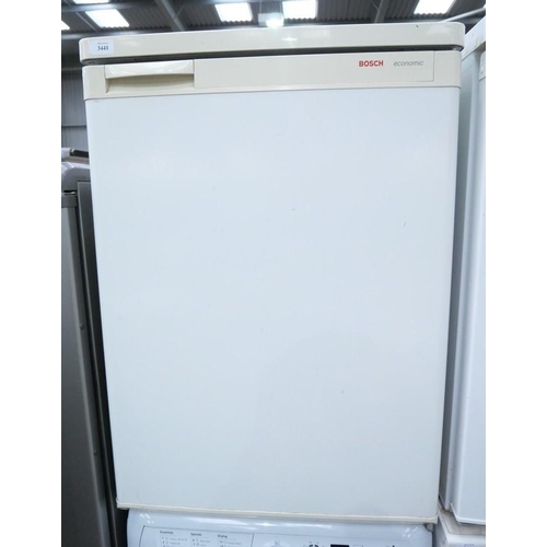 3441 - Bosch Economic Fridge.