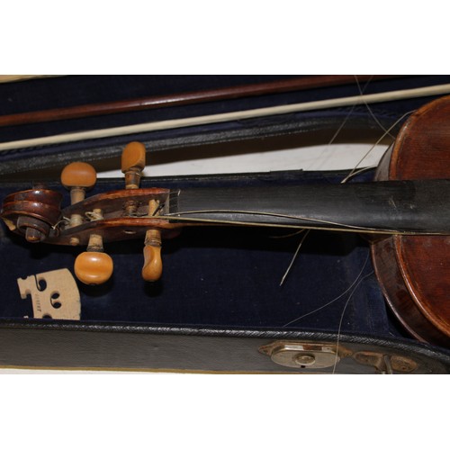 581 - Antique Violin 60cm x 21cm, 2 Bows in Carry Case & 2 Piece Carbon Fishing Rod