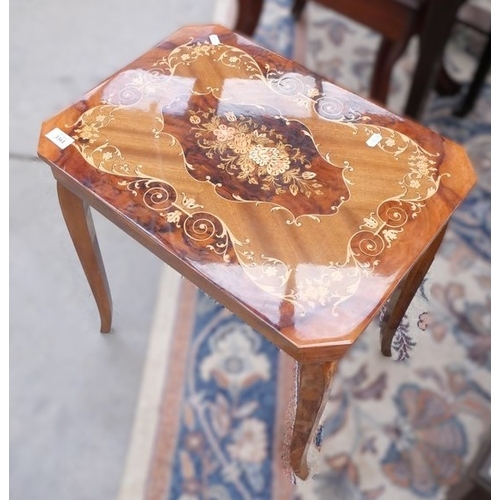 3361 - Italian Sorrento Inlaid Sewing Table with musical mechanism (AF).