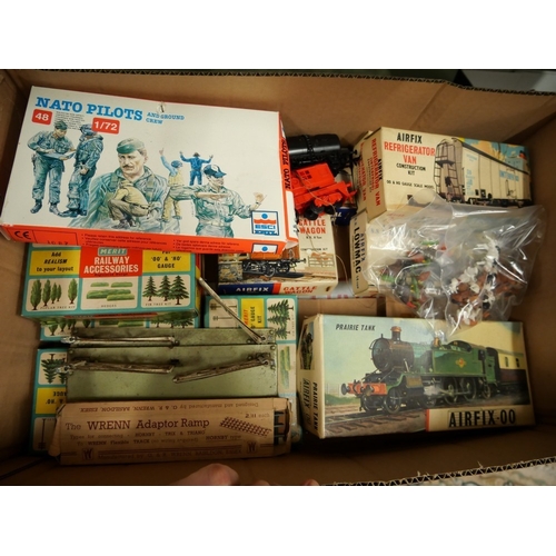 Box - Vintage Airfix & Other Model Kits, OO Gauge Model Railway ...