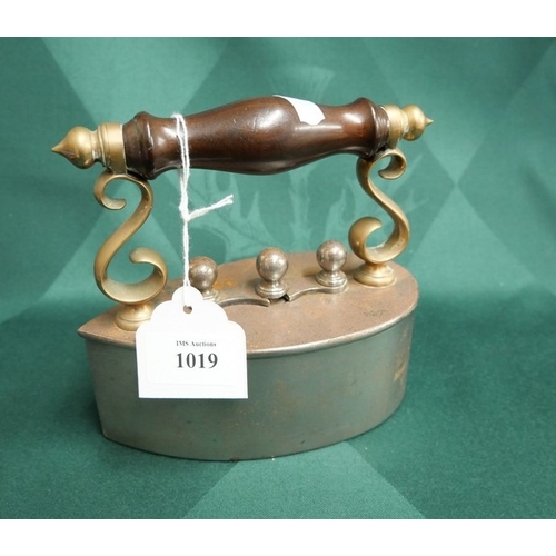 Lot 1019      