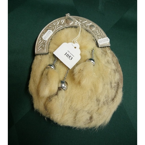 Lot 1053      