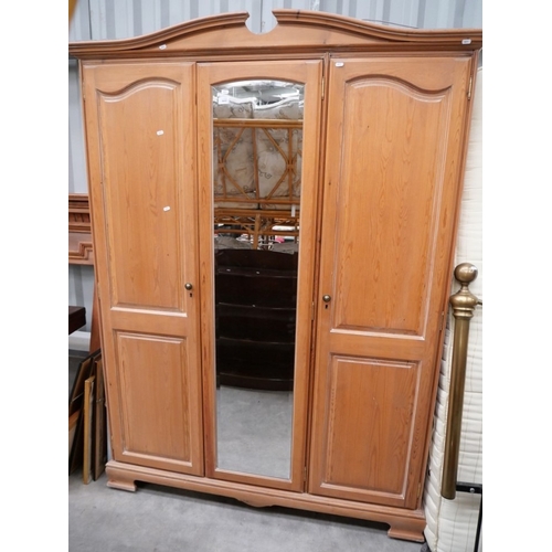Lot 3011      
