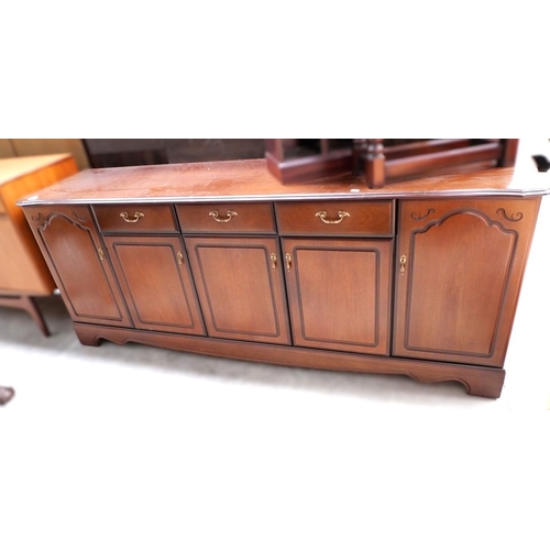 Lot 3045      