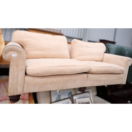 Lot 3056      