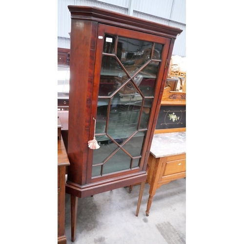 Lot 3008      