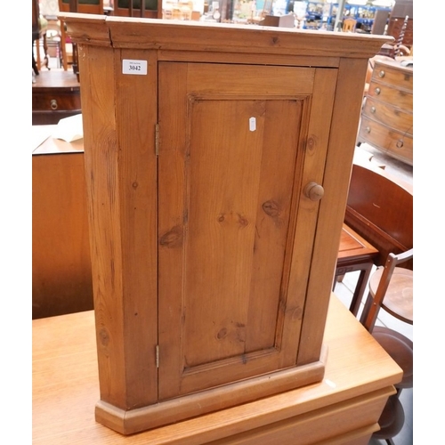 Lot 3042      