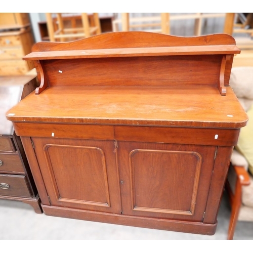 Lot 3054      