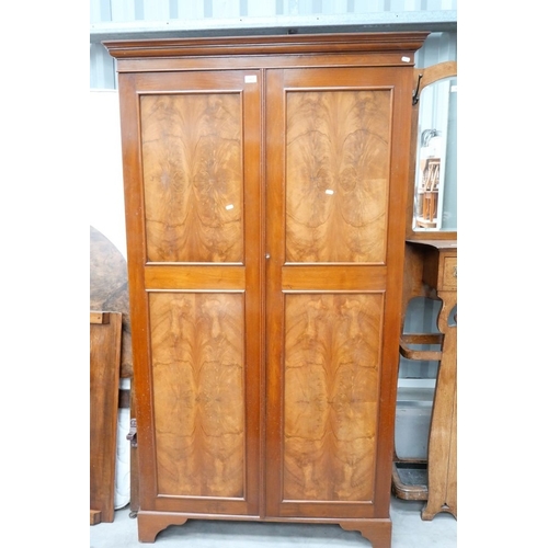 Lot 3020      