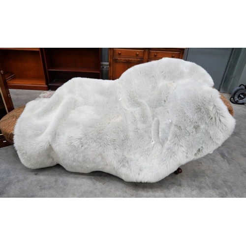 Lot 3049      