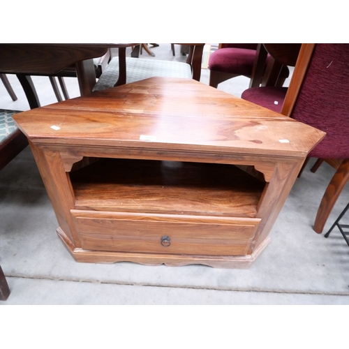 Lot 3041      