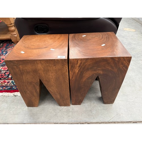 Lot 3053      