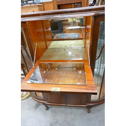 3014 - Mahogany Cocktail Cabinet. Approx. L 120cm D 35cm H 115cm