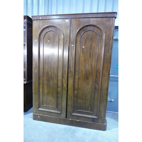 3006 - Victorian Mahogany Wardrobe. Approx. L 150cm D 60cm H 203cm