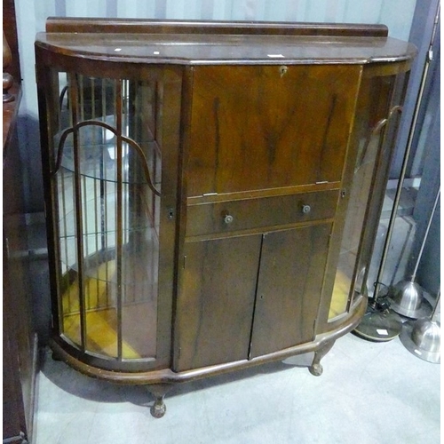 3014 - Mahogany Cocktail Cabinet. Approx. L 120cm D 35cm H 115cm