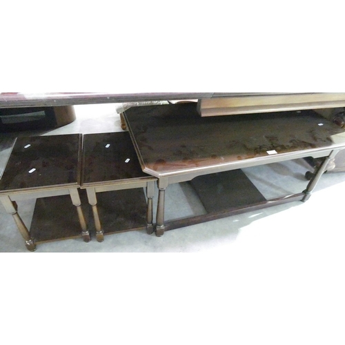 3043 - Mahogany Nest Of Three Tables