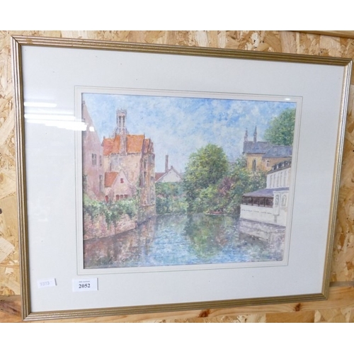 Lot 2052      