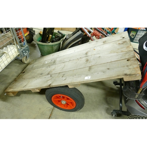 Lot 60        