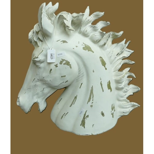 Lot 1023      