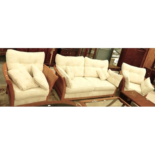 Lot 3042      