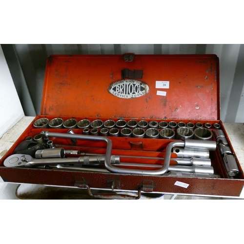 Lot 20        