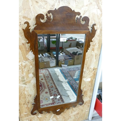 Lot 1049      