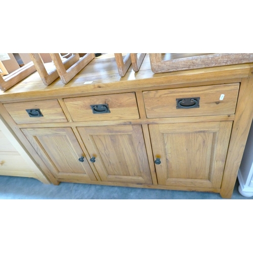 Lot 3036      