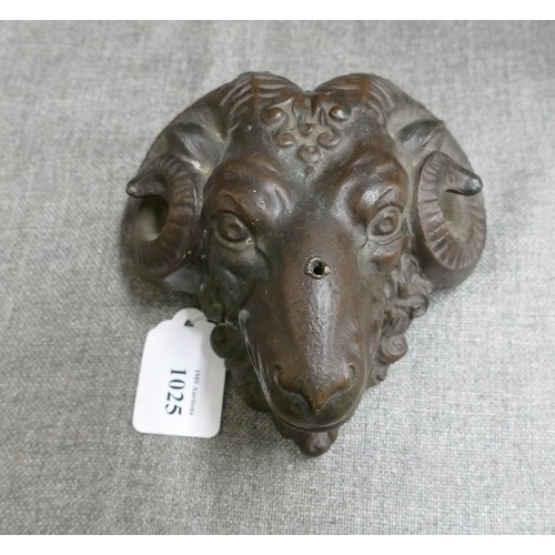 Lot 1025      