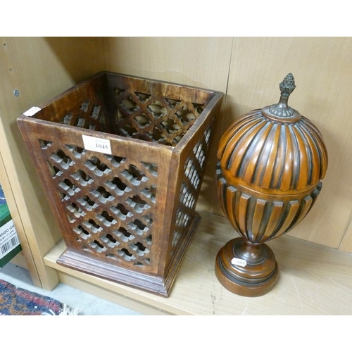 Lot 1045      