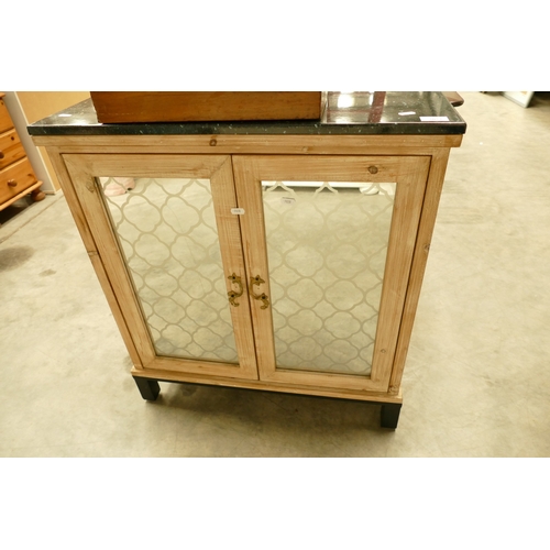 Lot 3053      