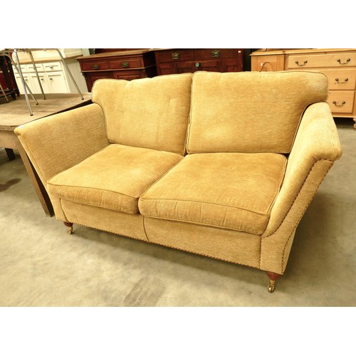 Lot 3048      