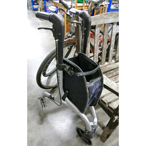 Lot 60        