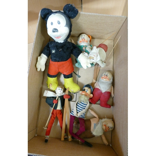 Lot 1043      