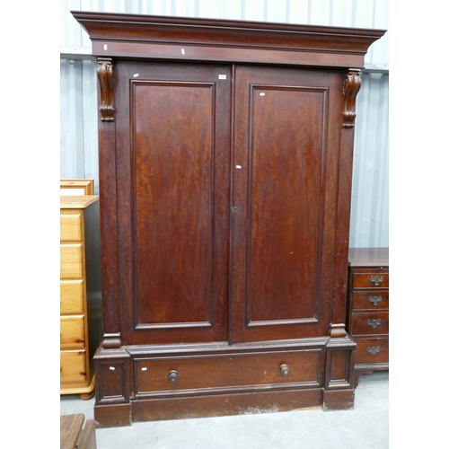 Lot 3008      
