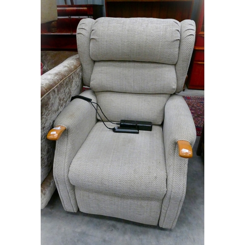 Lot 3037      