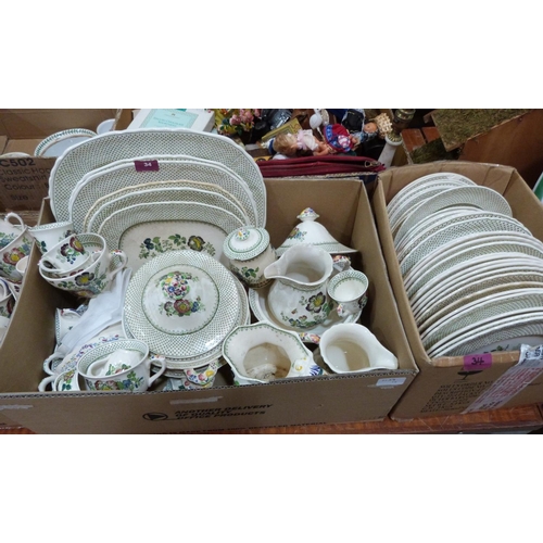 34 - An extensive quantity of Mason's Paynsley pattern dinner and teaware
