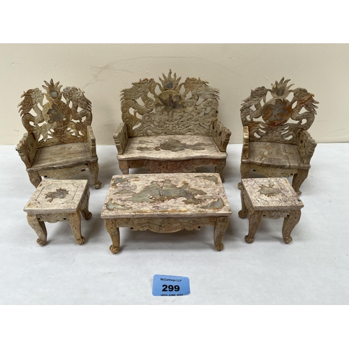 299 - A suite of oriental hardstone and abalone inlaid miniature furniture of five pieces, the settee 6¾' ... 