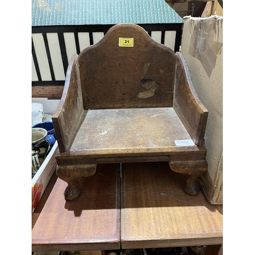 21 - A miniature oak armchair on cabriole legs. 14' high