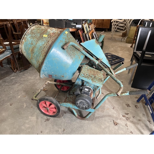 278 - An electric cement mixer for spares or repairs. Not working, power lead removed