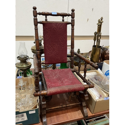 72 - An American child's rocking chair. Loss to spindle